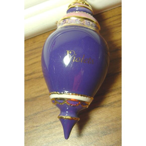 2 LENA LIU FOREVER FLOWERS ORNAMENTS-ROSES & VIOLETS-BRADFORD EDITIONS - Picture 5 of 5